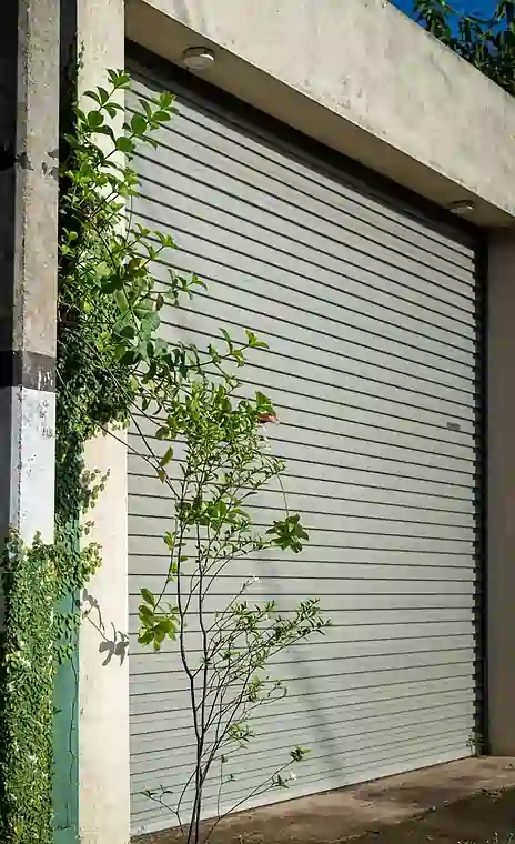 Quality Aluminium Garage Door Repair in Winnipeg